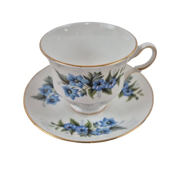 Ridgway Queen Anne China Tea Cup Saucer Set D178 Blue Floral Pattern Gold Trim - Picture 5 of 10
